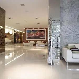 4* Hotel Smy